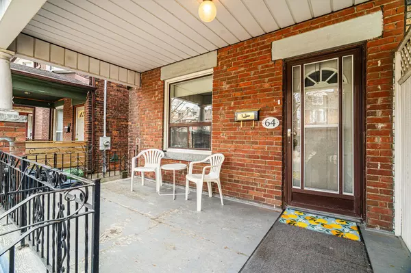 Toronto W02, ON M6H 3M8,64 Pauline AVE