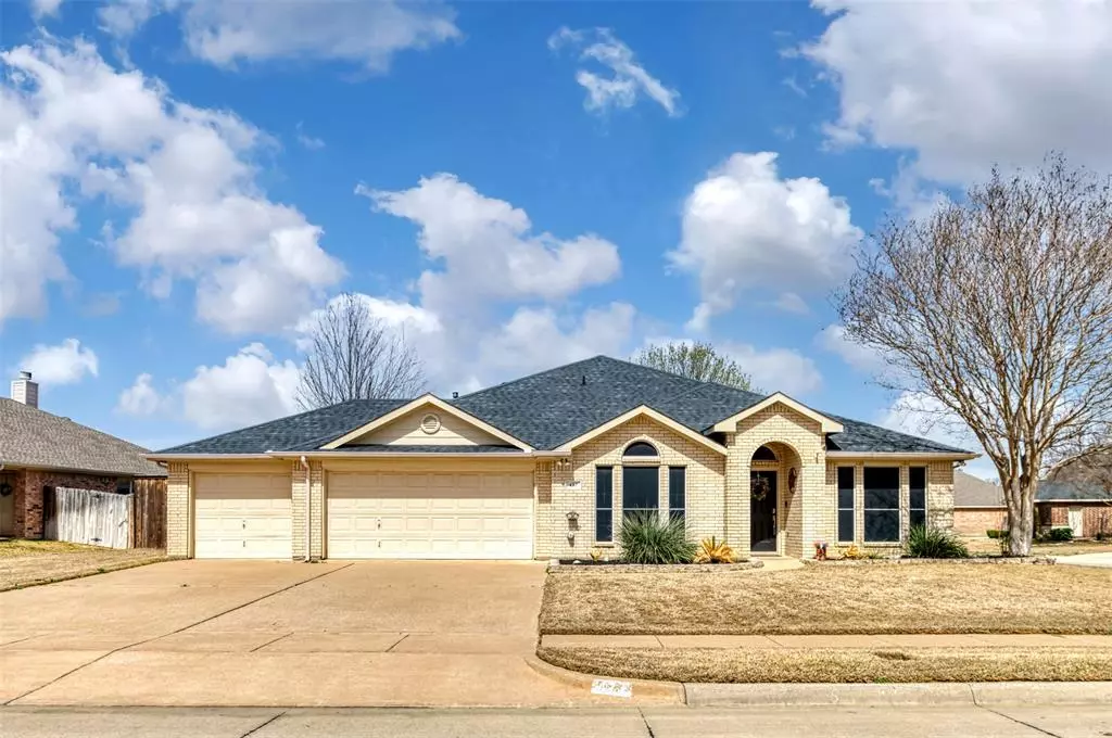 Burleson, TX 76028,427 Hidden Springs Drive
