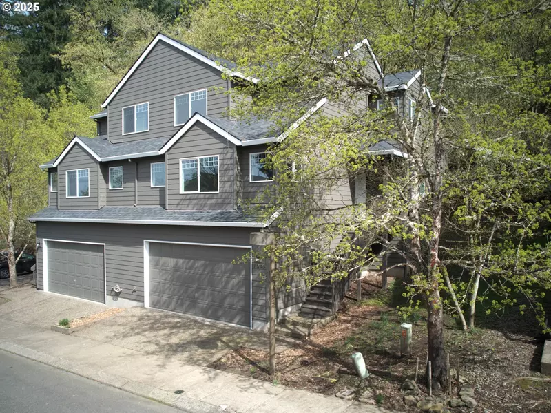 13190 SW HIDDEN CREEK PL #12, Portland, OR 97223