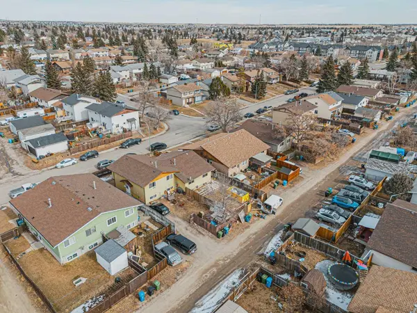 6307 24 AVE NE, Calgary, AB T1Y2C5