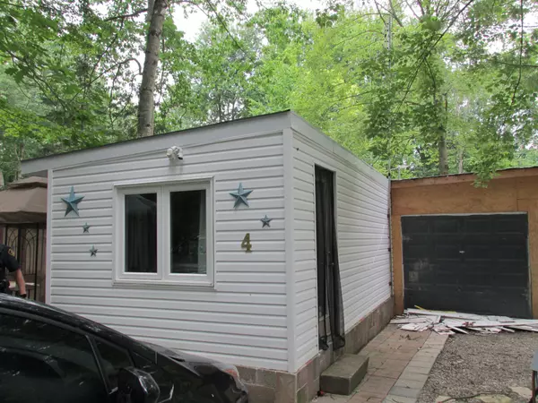 Haldimand, ON N0A 1K0,334 RATTLESNAKE RD #4