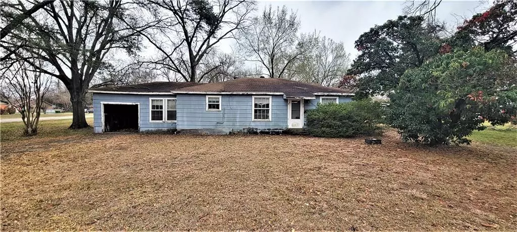 Groesbeck, TX 76642,410 N Tyus Street