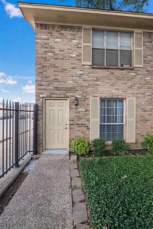 1349 S 11th Street #B1, Waco, TX 76706