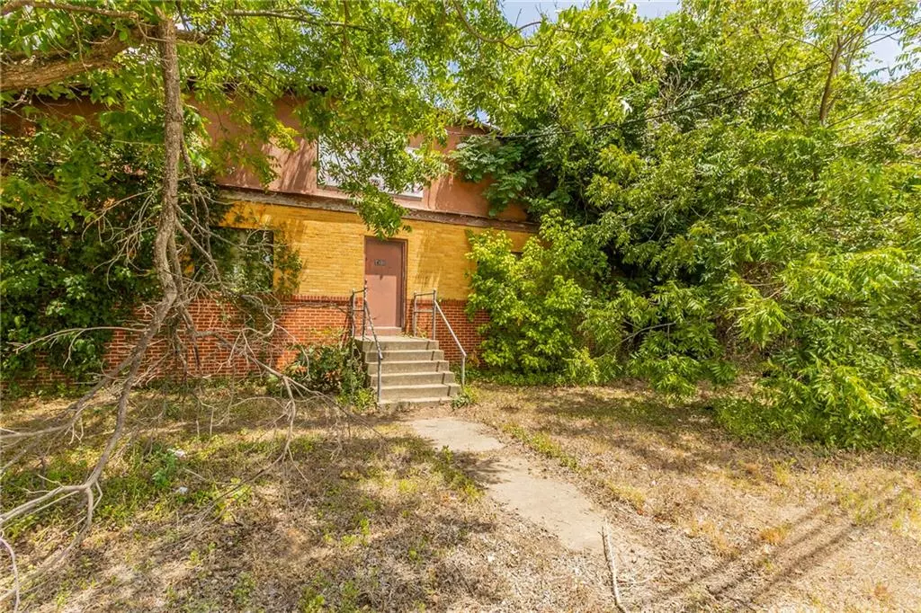 Waco, TX 76704,1300 S Loop Drive