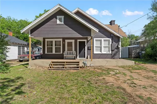 2111 Lyle Avenue, Waco, TX 76708