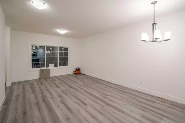 Airdrie, AB T4B 4A8,106 Baysprings TER SW