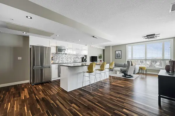 1110 3 AVE NW #701 Calgary, AB T2N 4J3