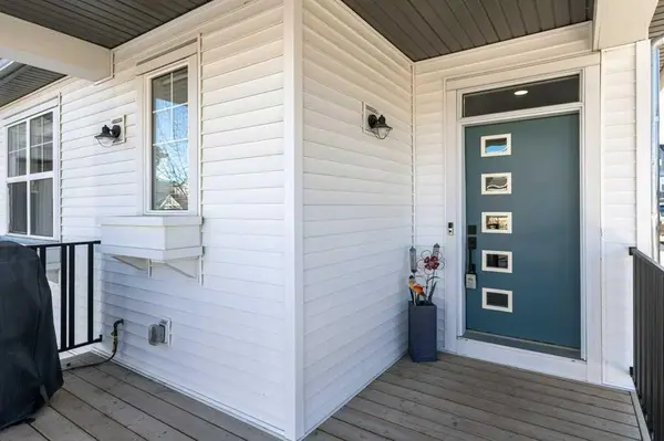 281 Lucas AVE NW, Calgary, AB T3P 1S3