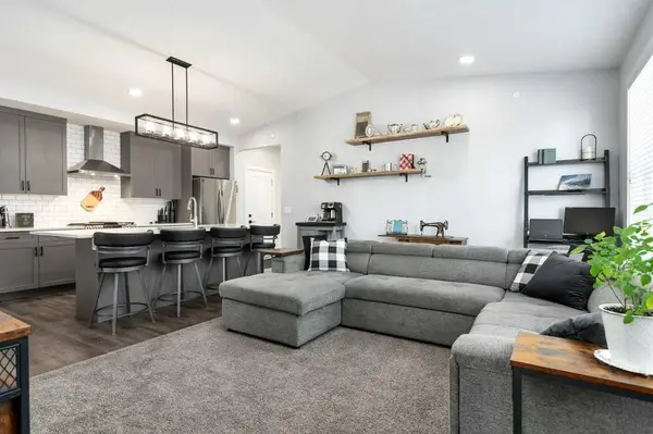 281 Lucas AVE NW, Calgary, AB T3P 1S3