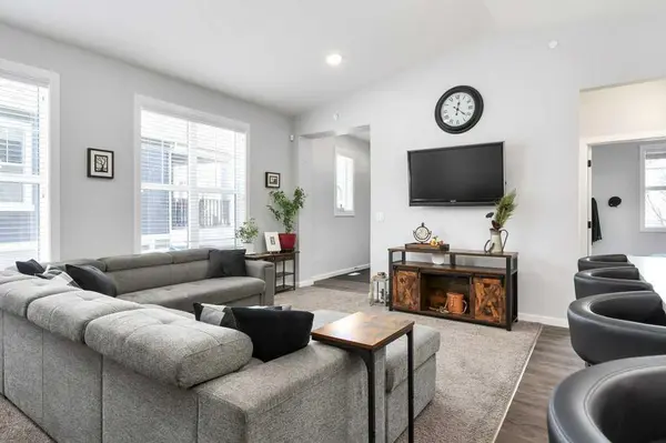 281 Lucas AVE NW, Calgary, AB T3P 1S3