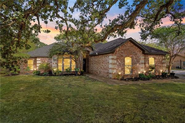 520 Lux Drive,  Robinson,  TX 76706