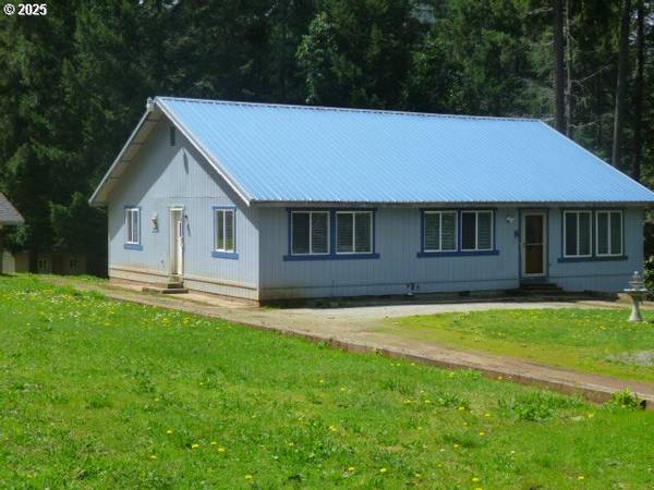 4215 MOUNT REUBEN RD, Glendale, OR 97442
