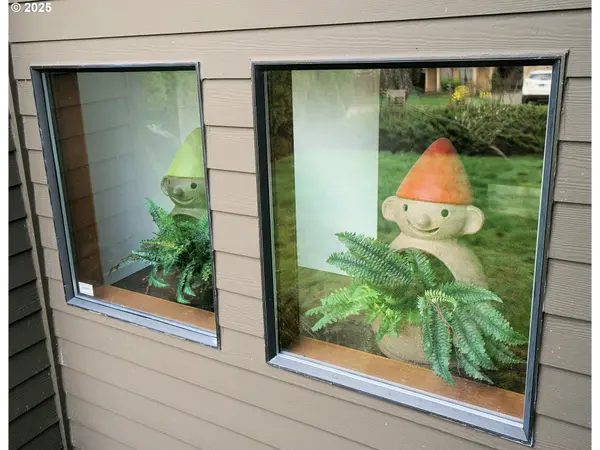 124 SW 6TH CT, Gresham, OR 97080