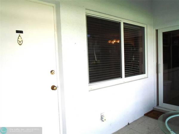 Lighthouse Point, FL 33064,2100 NE 38th St #117