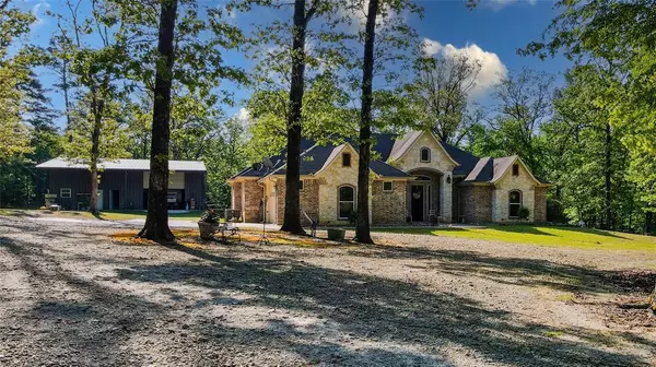 Mineola, TX 75773,544 County Road 2770
