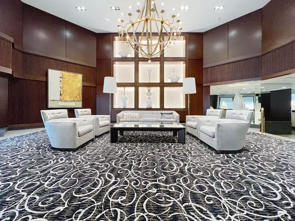 10 Kenneth AVE #503, Toronto C14, ON M2N 6K6