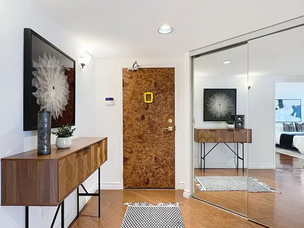 10 Kenneth AVE #503, Toronto C14, ON M2N 6K6