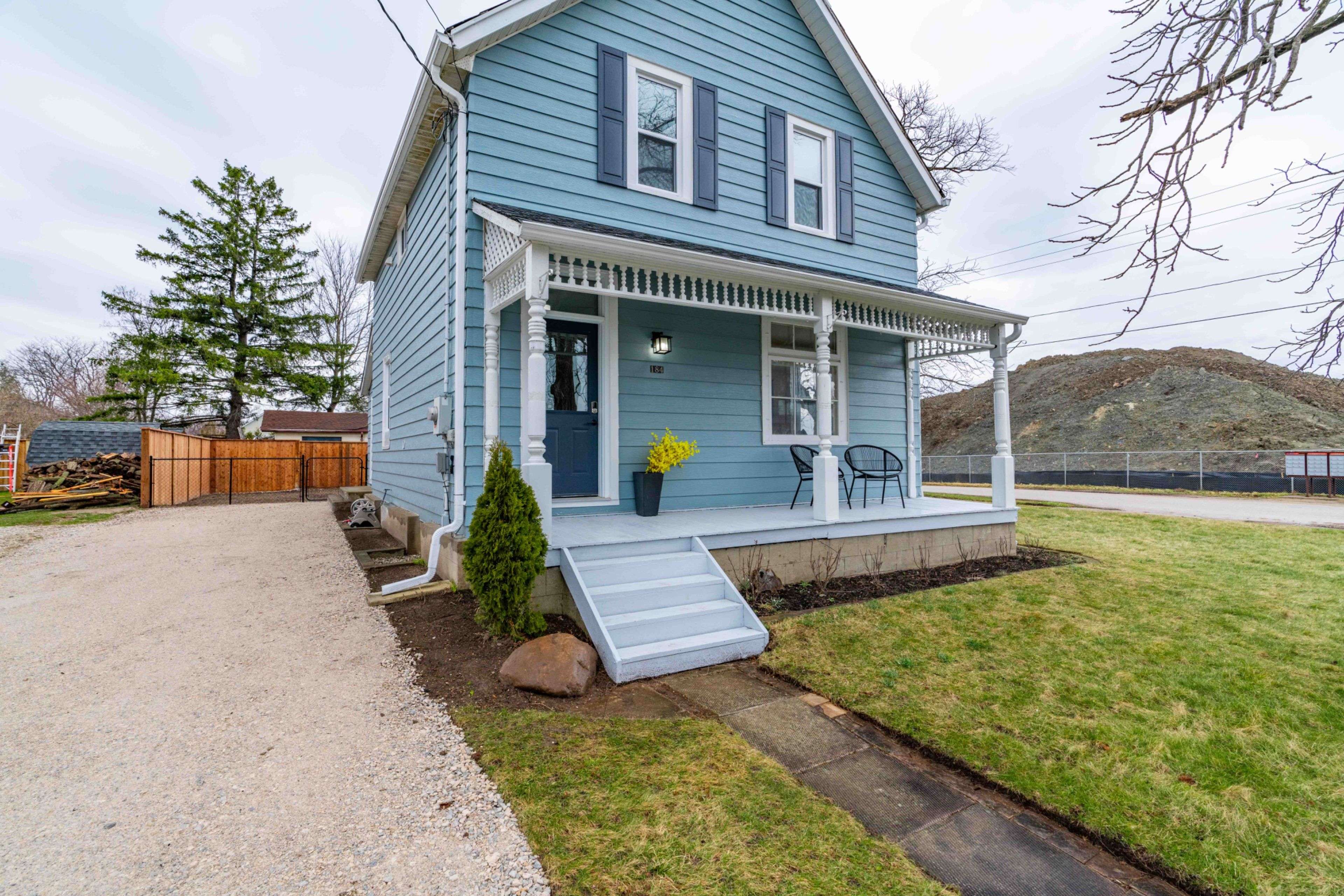 Meaford, ON N4L 1B7,184 BOUCHER ST E