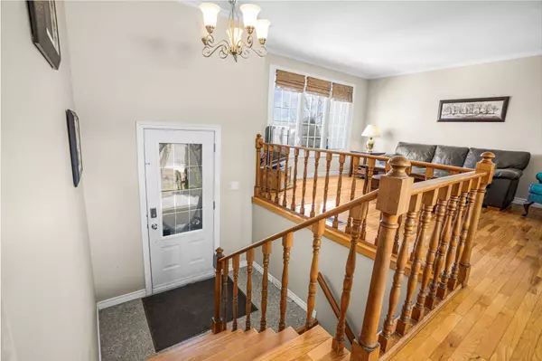 Champlain, ON K0B 1R0,161 Home AVE