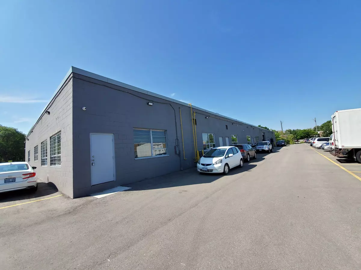 Toronto E08, ON M1J 1K9,110 Barbados BLVD #7 & 8