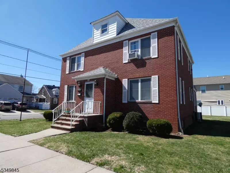 123 Heald St, Carteret Boro, NJ 07008