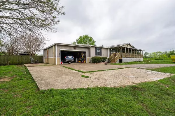 Kaufman, TX 75142,6137 Taylor Ranch Loop