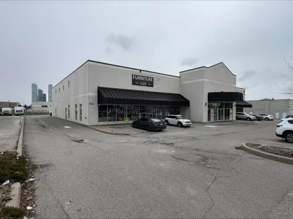 31 Jevlan DR #2, Vaughan, ON L4L 8C2