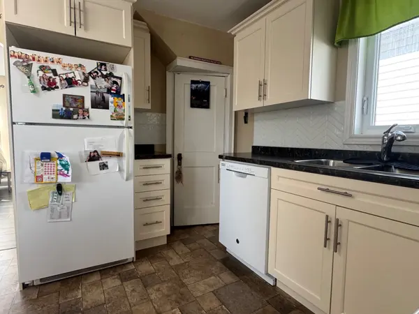 Timmins, ON P0N 1H0,106 Cecil AVE