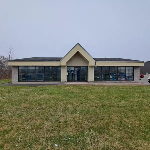 Niagara Falls, ON L2E 6X8,6090 Don Murie ST #1