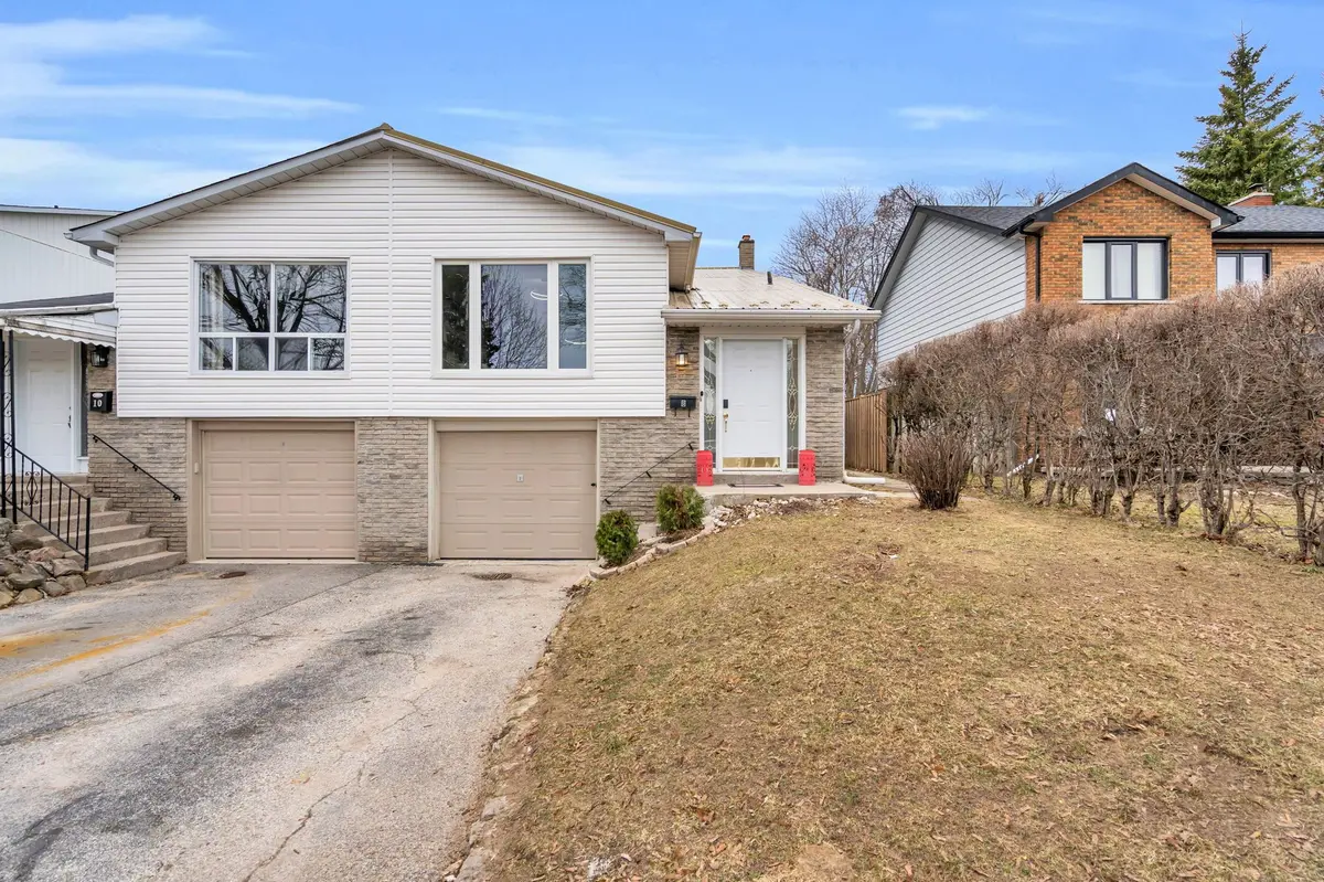 Barrie, ON L4N 4R5,8 Armstrong BLVD