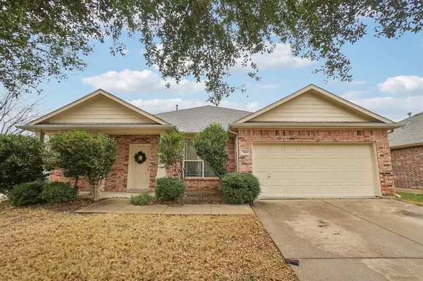 701 Dickerson Lane,  Mansfield,  TX 76063
