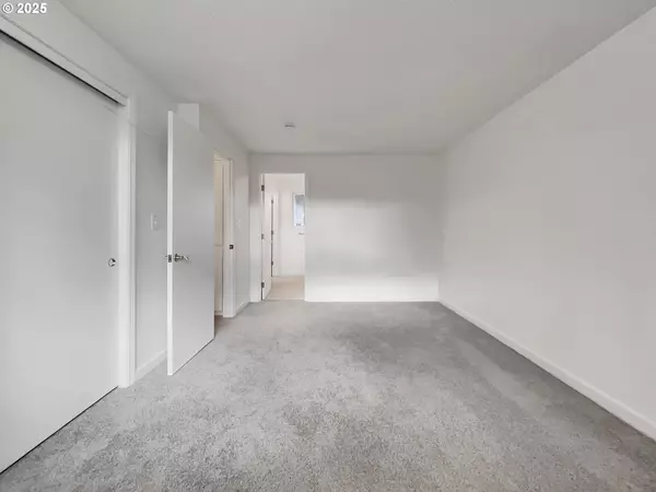 Portland, OR 97236,16408 SE TIBBETTS ST