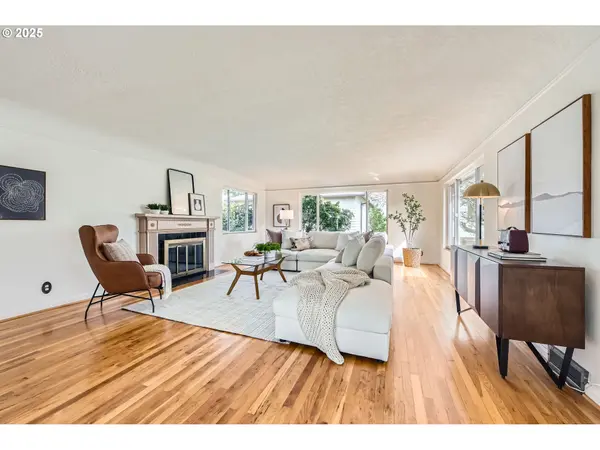 Portland, OR 97211,3801 NE ROSA PARKS WAY