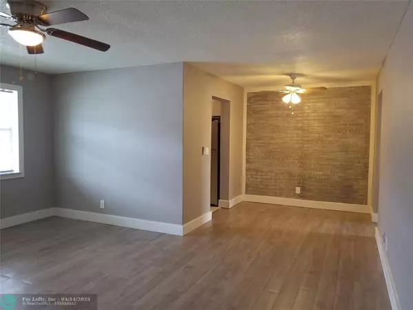Hollywood, FL 33020,1630 N 25th Ave #8