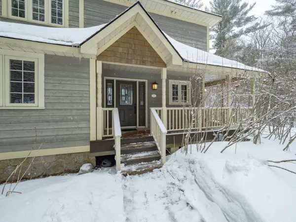 Muskoka Lakes, ON P0B 1J0,3876 Muskoka Road 118 HWY W #Carling 9 W8