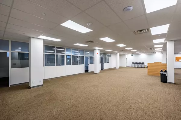 Kitchener, ON N2C 1L3,530 Manitou DR