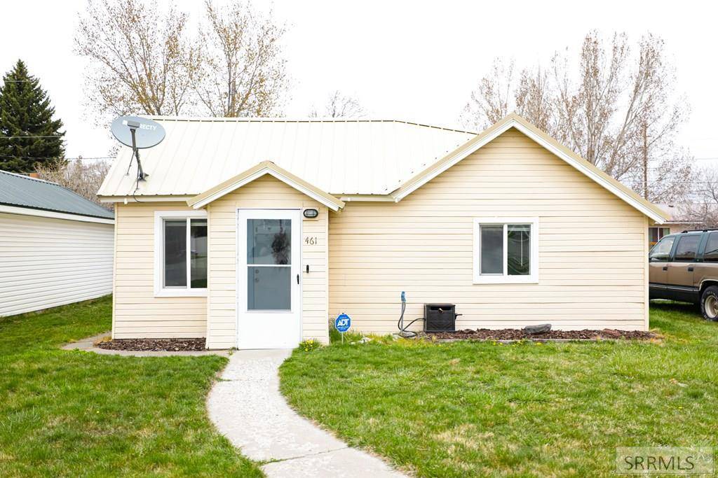 461 E 19th Street, Idaho Falls, ID 83404