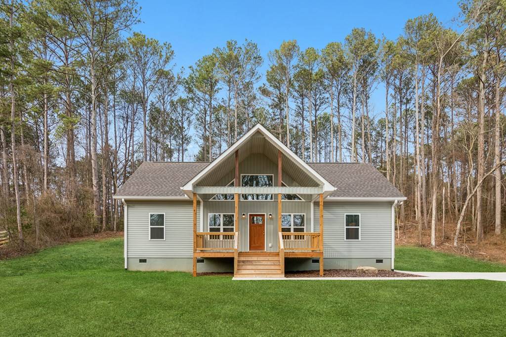 Ellijay, GA 30540,18 Tilly Mill Road