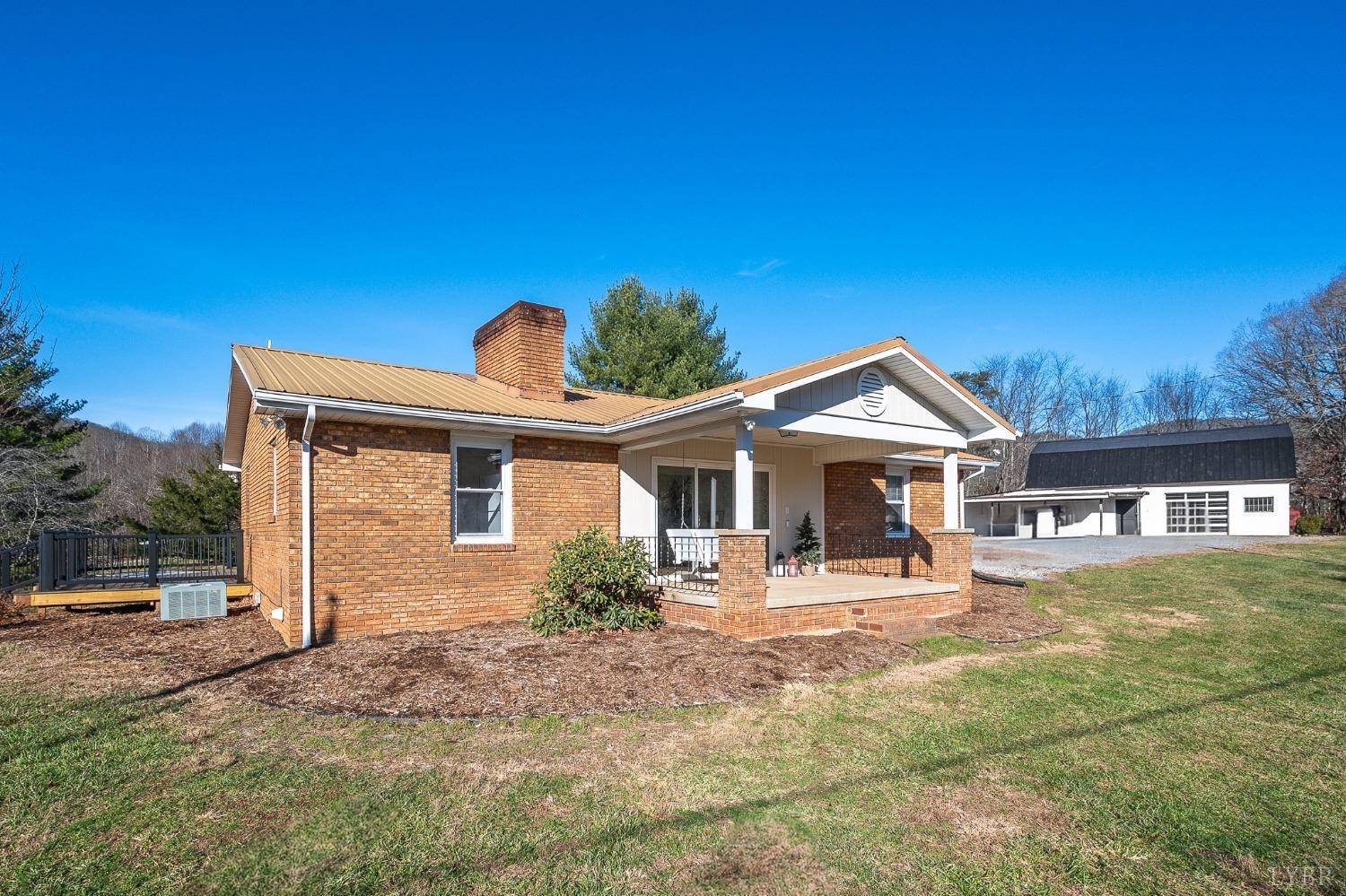Bedford, VA 24523,1149 Murrells Gap RD