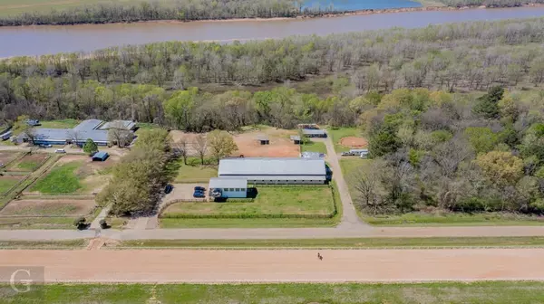 Benton, LA 71006,269 Hurricane Bluff Drive