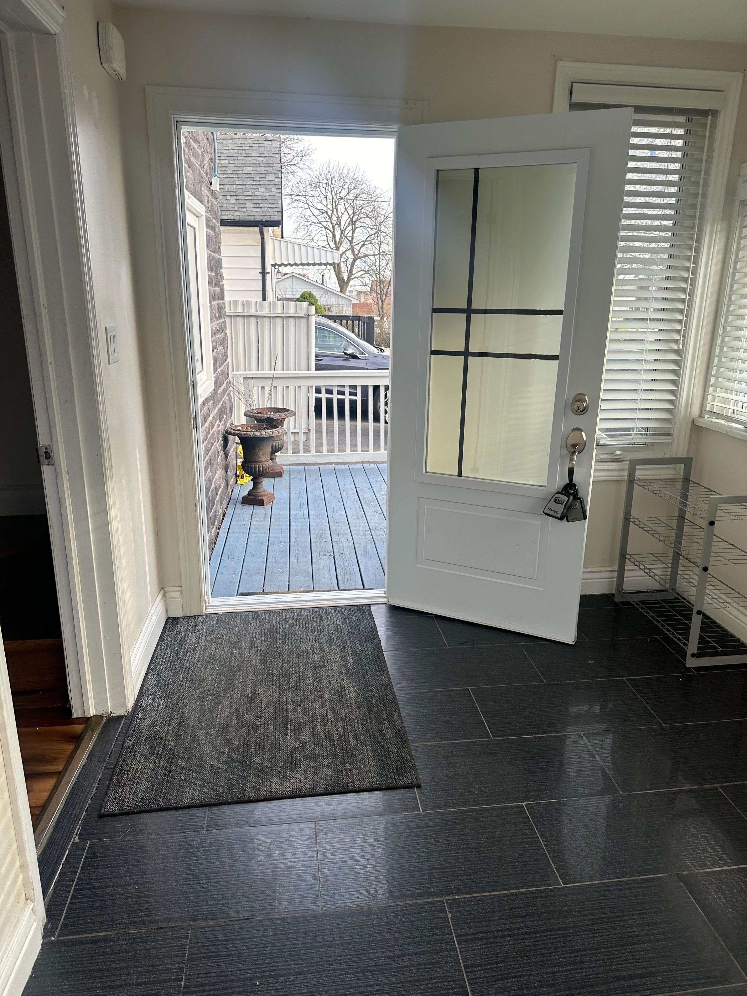 Oshawa, ON L1J 5J1,57 Fernhill BLVD