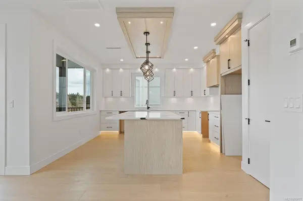 Langford, BC V9B 6Y6,2323 Swallow Pl