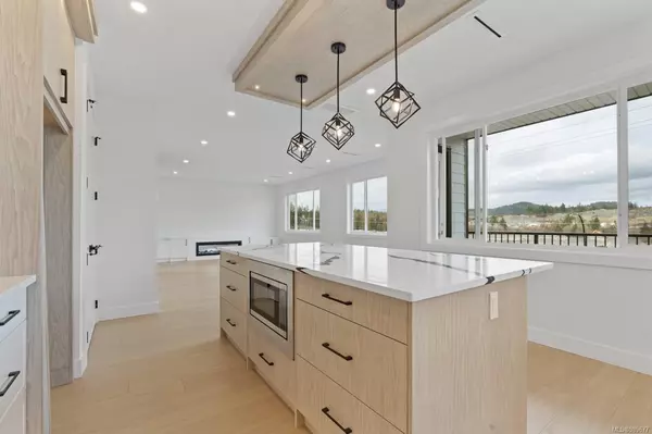 Langford, BC V9B 6Y6,2323 Swallow Pl