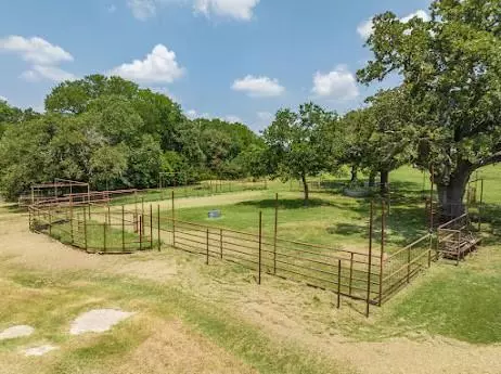 Dawson, TX 76639,500 W Hwy 31