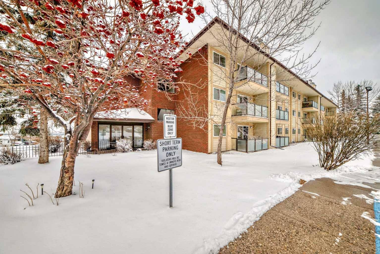 Calgary, AB T3H 2P4,393 Patterson HL SW #3210