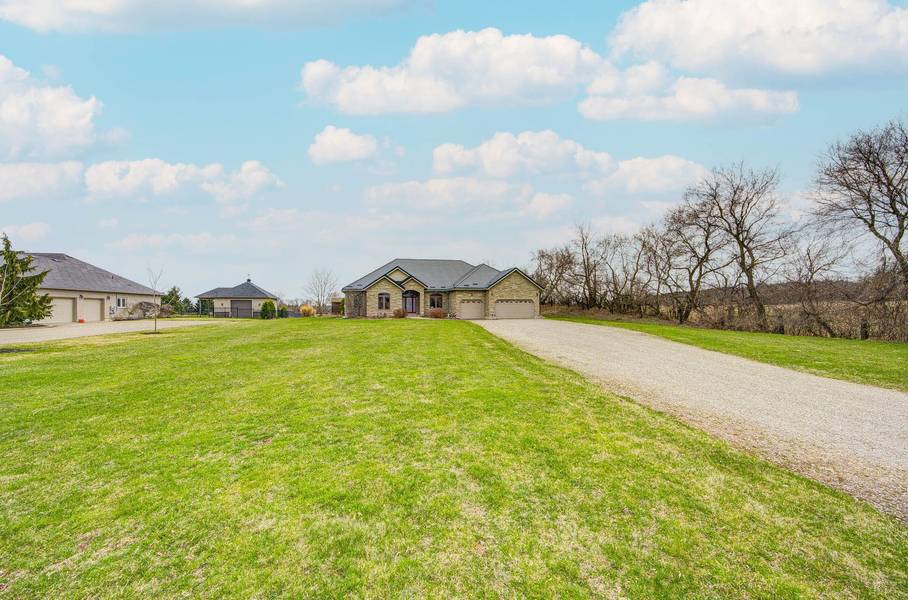 492 Scenic DR, Brant, ON N0E 1E0