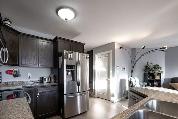 Peace River, AB T8S 1P7,11307 91 ST