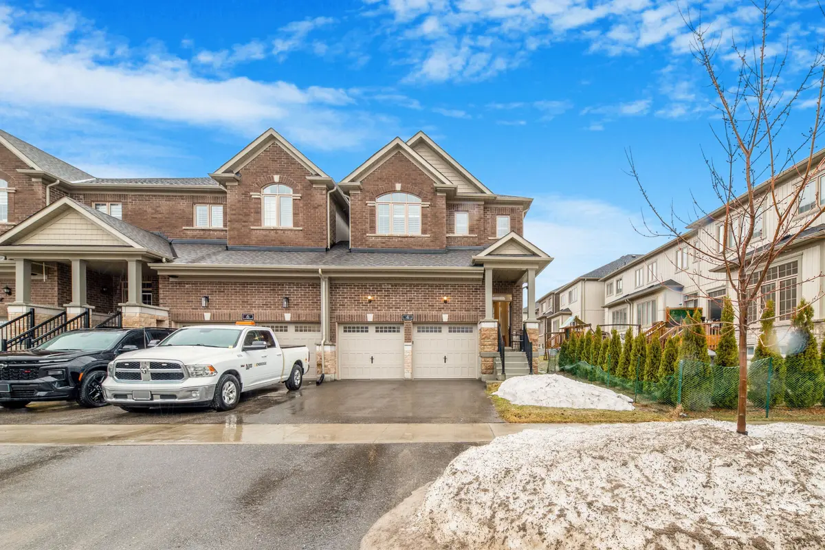 Cavan Monaghan, ON L0A 1G0,4 Northhill AVE