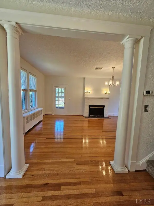 Crewe, VA 23930,514 Powell St