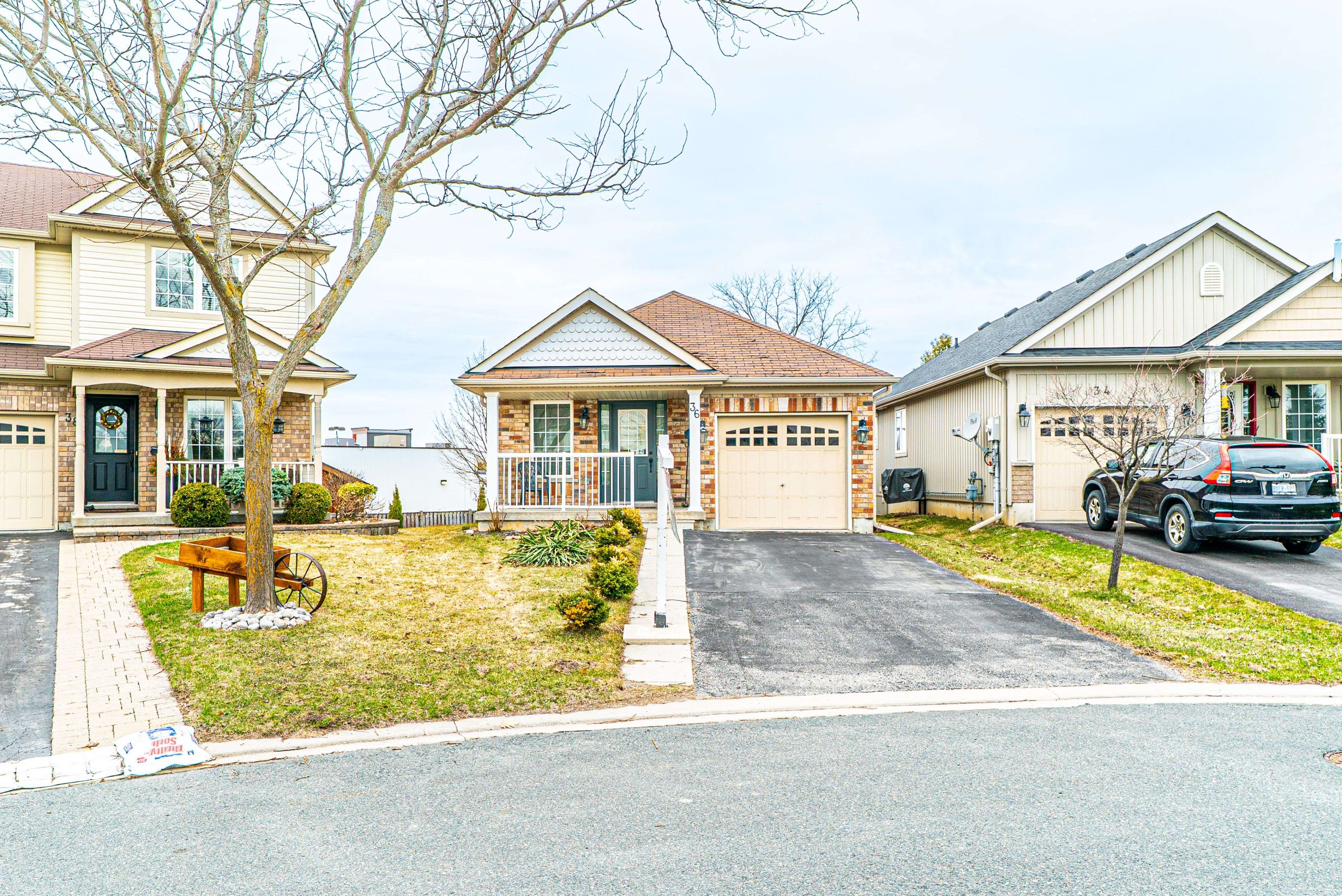 Kawartha Lakes, ON K9V 0B3,36 Fallingbrook CRES